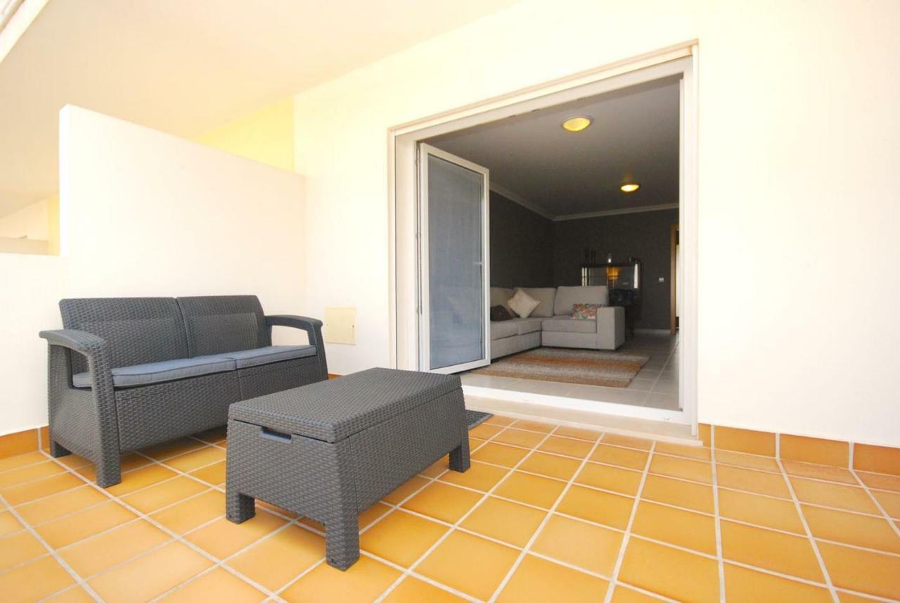 Marta Apartment - Balcony, Patio, Pool Ferrel  Exterior foto